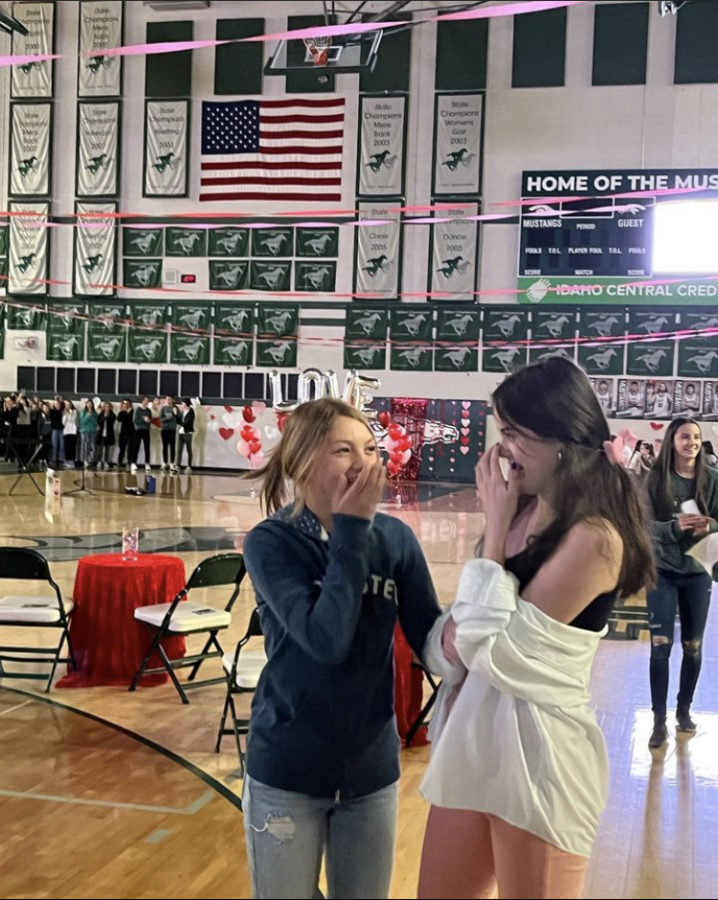 Two friends are reunited for the Acts of Love at Eagle High. Sophomore Masina Wooley’s wish was granted when she reunited with her friend from out of state. 
