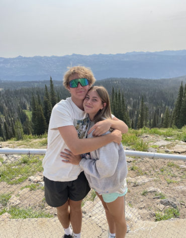 Junior Liv Manning and junior Cole Pugh love to get outside and go on hiking dates.