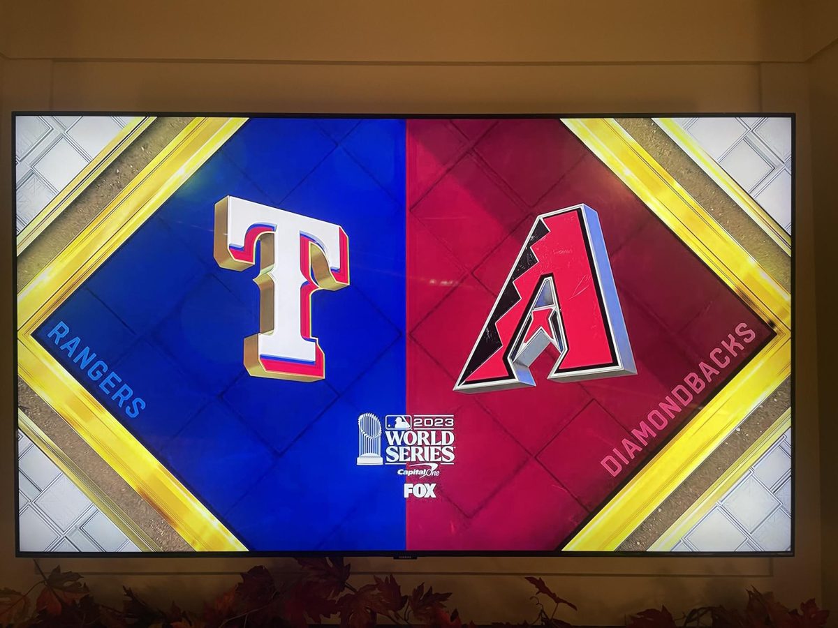 The+Texas+Rangers+and+Arizona+Diamondbacks+fight+to+be+champions+of+the+World+Series.+Both+teams+have+been+dominant+and+have+a+great+shot+at+victory.