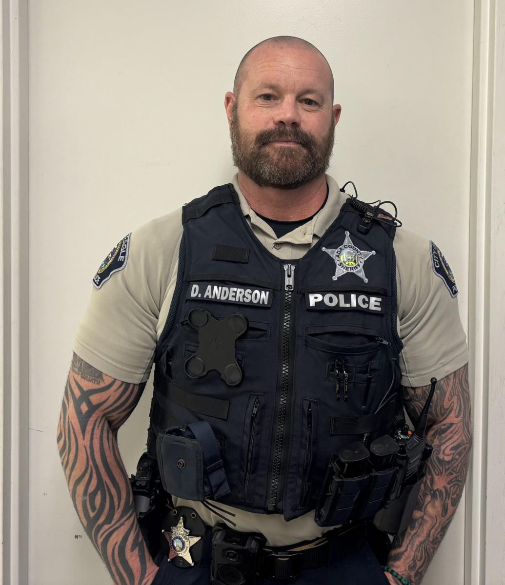 SRO David Anderson has worked as a police officer for 23 years. His job is to protect all students and teachers at Eagle High. Being an SRO is his favorite job yet as he loves making a difference in teens’ lives. 