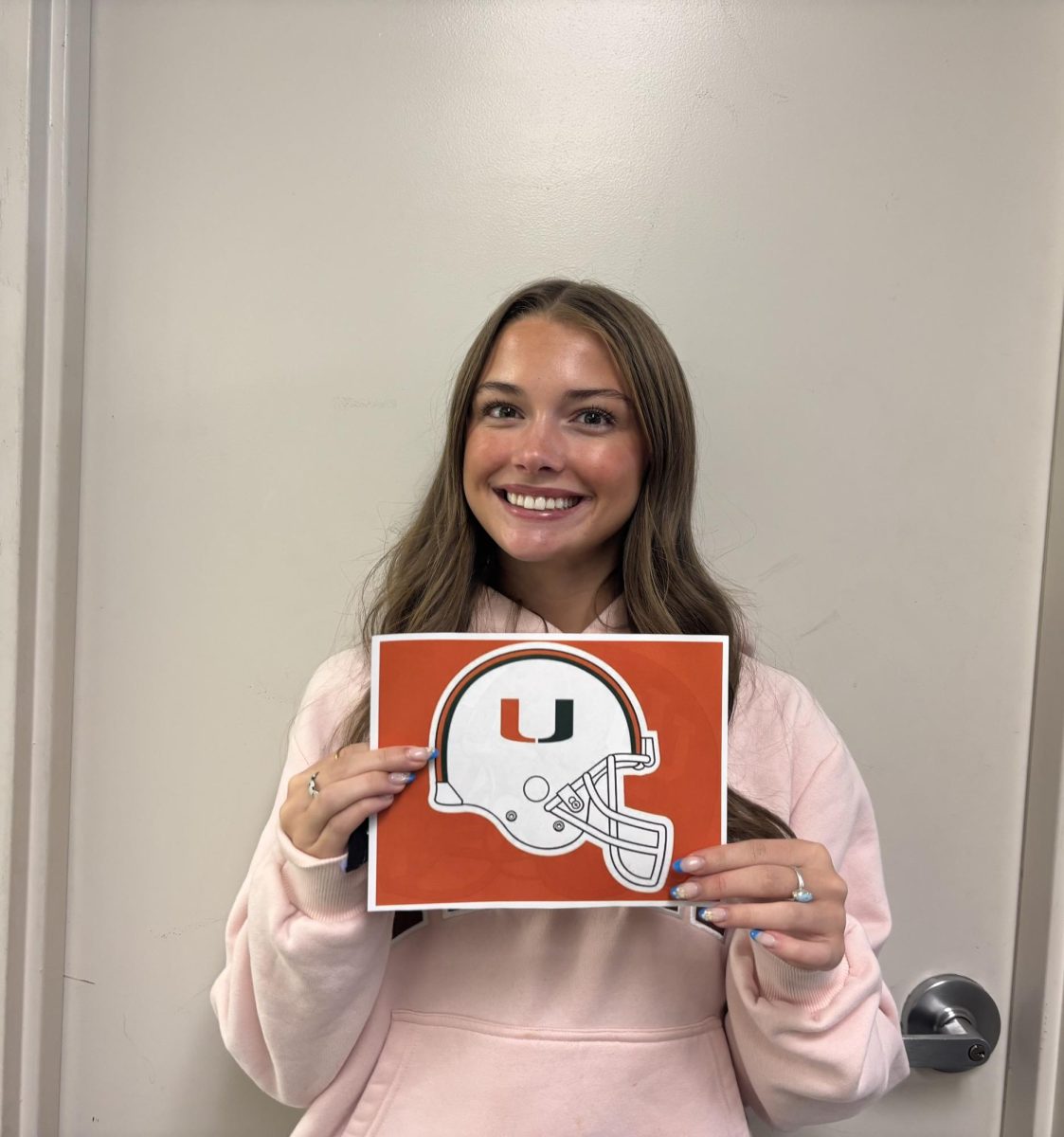 Eagle High students and teachers are riled up about the college football playoffs as the majority that placed bets on Miami had to watch them take the 21-27 loss. The game between the Indiana Hoosiers and Miami Hurricanes took place Jan. 19 at Hard Rock Stadium in Miami.  